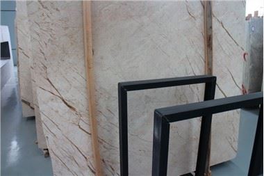Slab Marmor Aur Sofitel