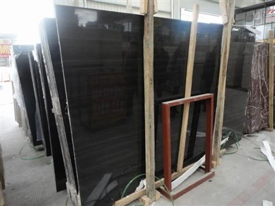 Marmor Coed Duon